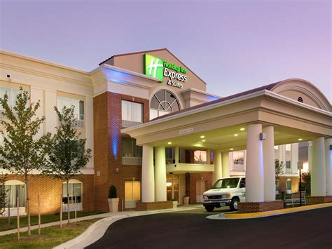 3 5. . Holiday inn and express near me